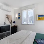 D'hotes Sous Le Pin 3*