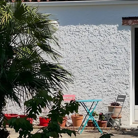 D'hôtes Sous Le Pin