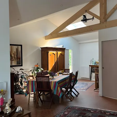 D'hôtes Sous Le Pin Couette-café Les Sables-dʼOlonne