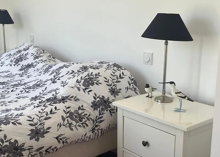 Couette-café D'hôtes Sous Le Pin 3*