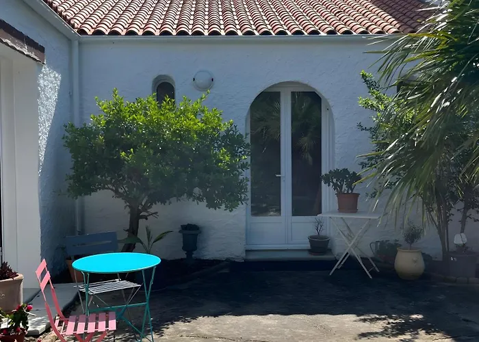 D'hôtes Sous Le Pin 3* Les Sables-dʼOlonne