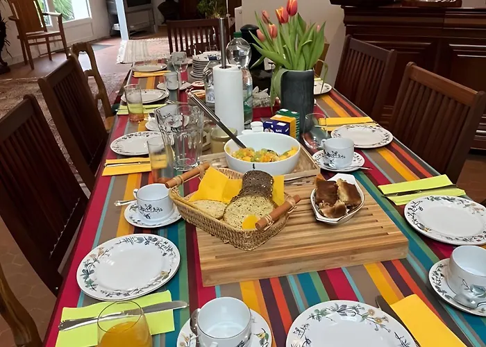 D'hôtes Sous Le Pin Couette-café 3*